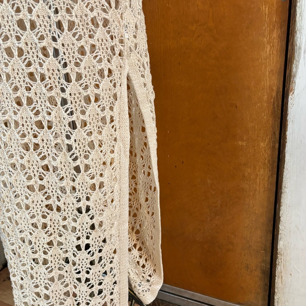 Swimsuit cover up dress.  6/8. - Picture 5 of 7